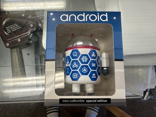Android mini collectible - android,