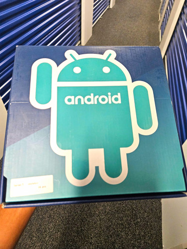 Android robot revolution blind - android,